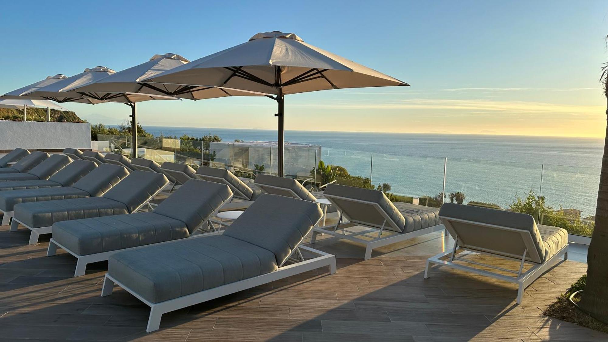 Midenza Suites&Residence Capo Vaticano Esterno foto